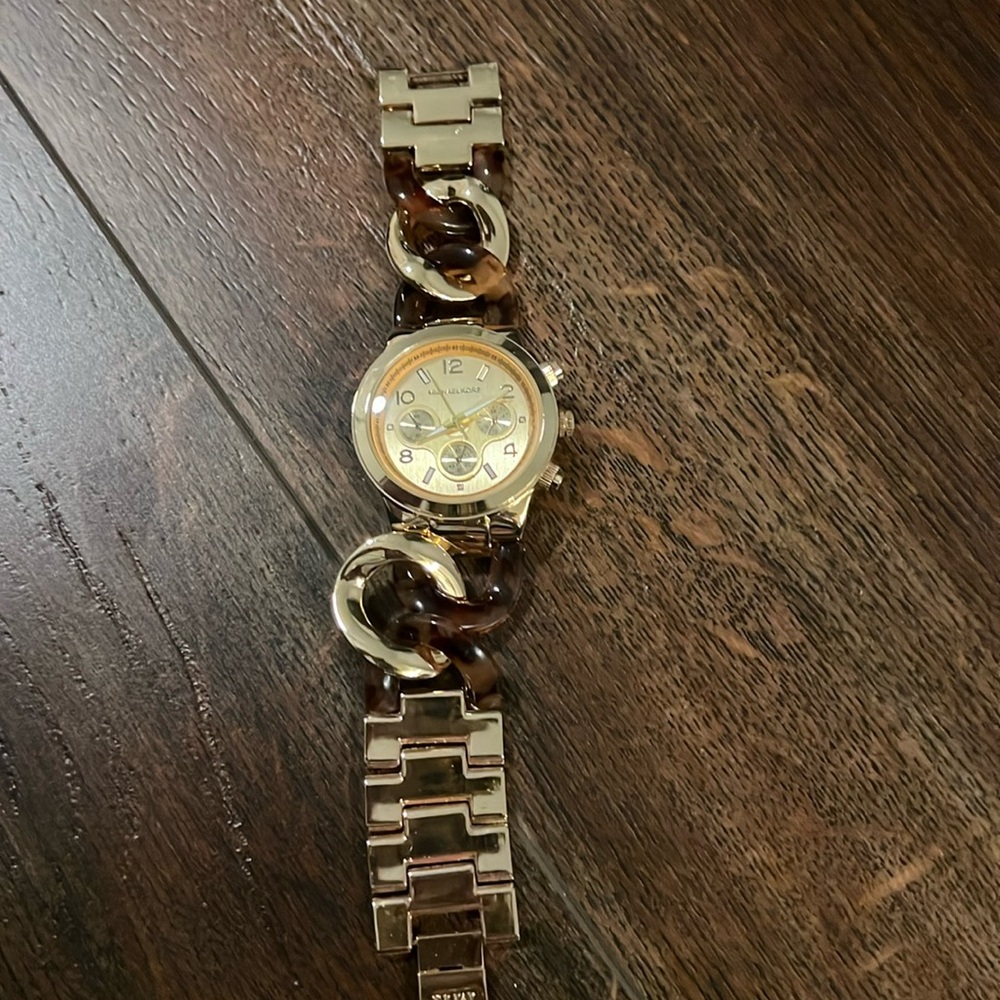 Fashion watch